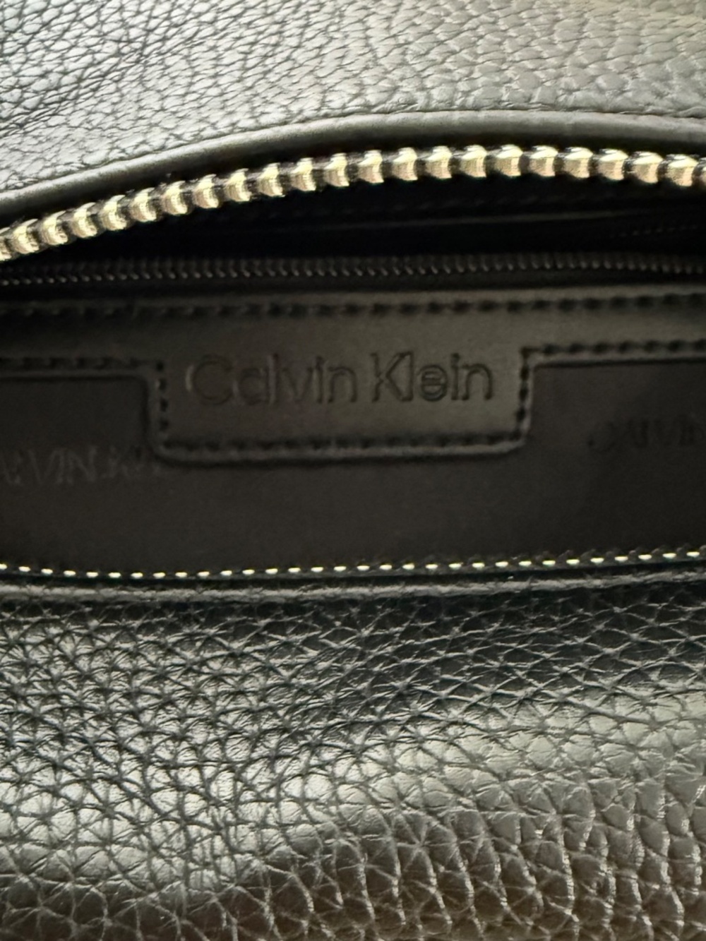 Calvin Klein Women’s Black pebbled Faux Leather Purse NWOT - Picture 11 of 15